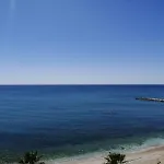 Beachfront Apartment Diana 2